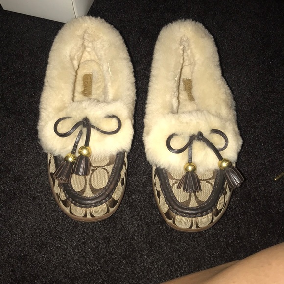 Coach shoes. Can be warn as slippers - Picture 1 of 2